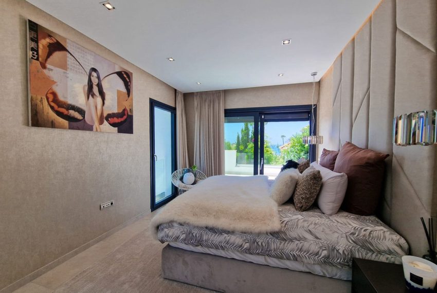 R5109376-Villa-For-Sale-Marbella-Detached-5-Beds-552-Built-16