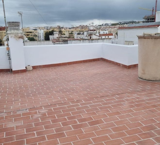 R5109583-Image 1-Penthouse - 2 Beds - 70 Built