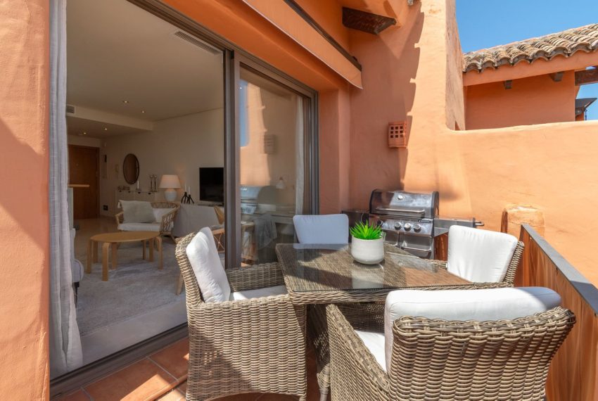R5110213-Apartment-For-Sale-New-Golden-Mile-Penthouse-1-Beds-73-Built-15