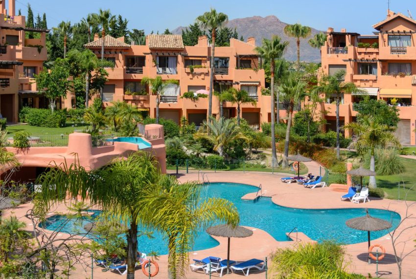 R5110213-Apartment-For-Sale-New-Golden-Mile-Penthouse-1-Beds-73-Built-17