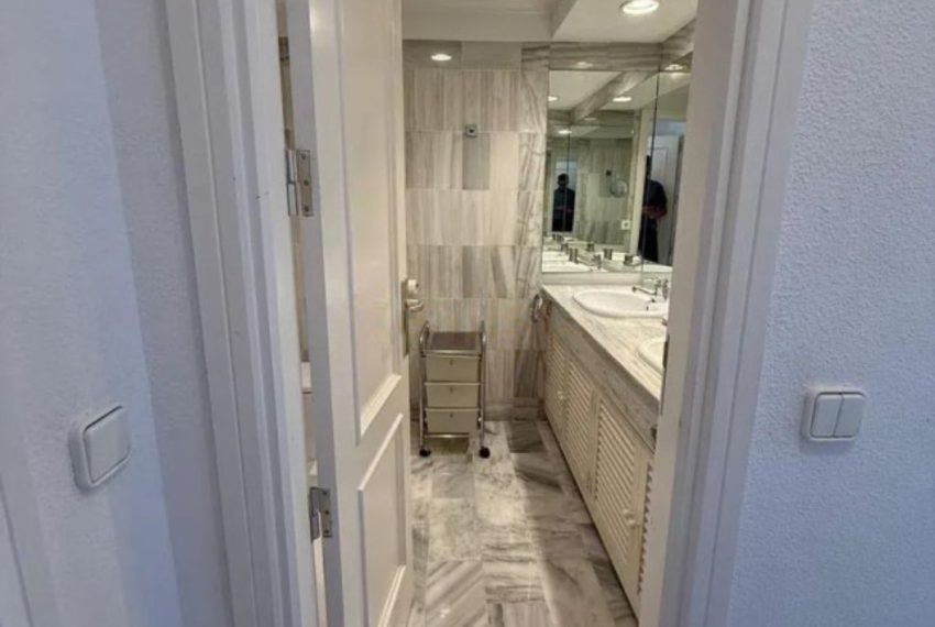 R5110237-Apartment-For-Sale-Puerto-Banus-Middle-Floor-3-Beds-220-Built-13