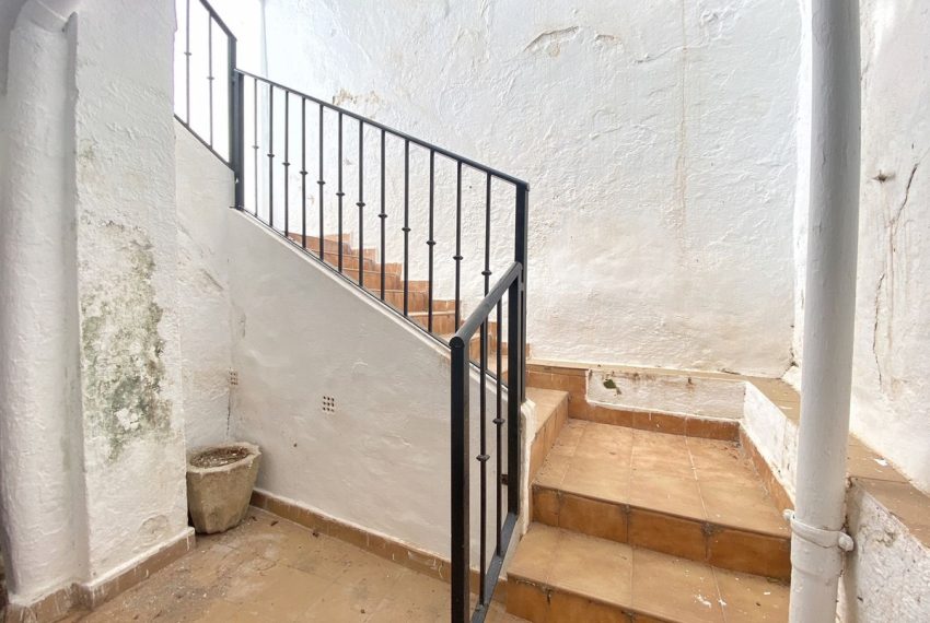 R5110603-Villa-For-Sale-Marbella-Semi-Detached-6-Beds-267-Built-14