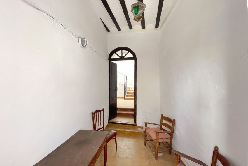 R5110603-Villa-For-Sale-Marbella-Semi-Detached-6-Beds-267-Built-15