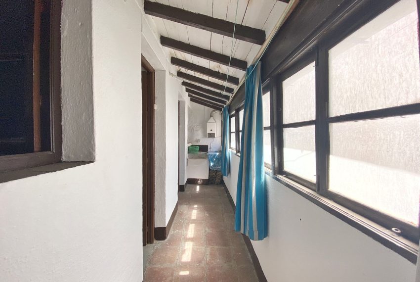 R5110603-Villa-For-Sale-Marbella-Semi-Detached-6-Beds-267-Built-6