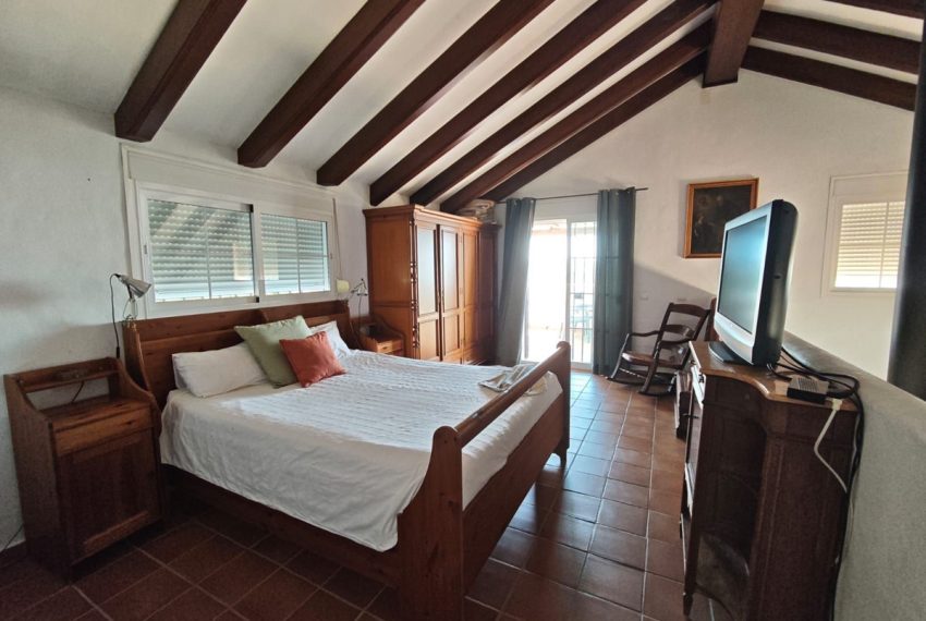 R5110627-Villa-For-Sale-Estepona-Detached-4-Beds-274-Built-11