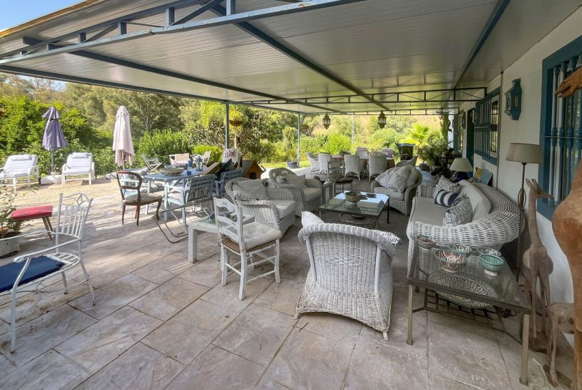 R5110768-Villa-For-Sale-Guaro-Finca-4-Beds-120-Built-12