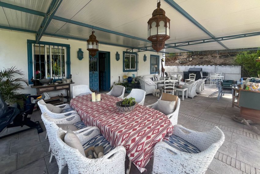 R5110768-Villa-For-Sale-Guaro-Finca-4-Beds-120-Built-15