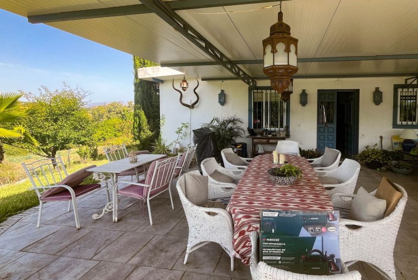R5110768-Villa-For-Sale-Guaro-Finca-4-Beds-120-Built-8