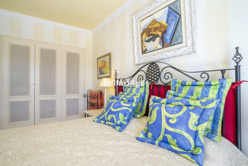 R5110927-Townhouse-For-Sale-Nueva-Andalucia-Terraced-3-Beds-154-Built-12
