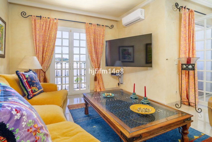 R5110927-Townhouse-For-Sale-Nueva-Andalucia-Terraced-3-Beds-154-Built-6