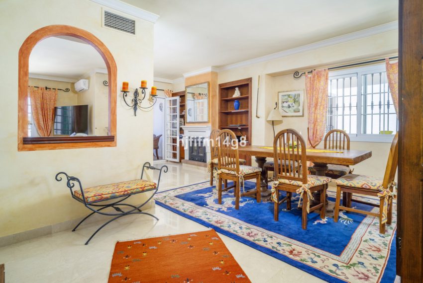 R5110927-Townhouse-For-Sale-Nueva-Andalucia-Terraced-3-Beds-154-Built-8