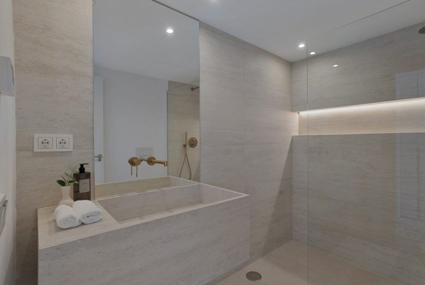 R5111020-Apartment-For-Sale-Nueva-Andalucia-Penthouse-Duplex-3-Beds-124-Built-11