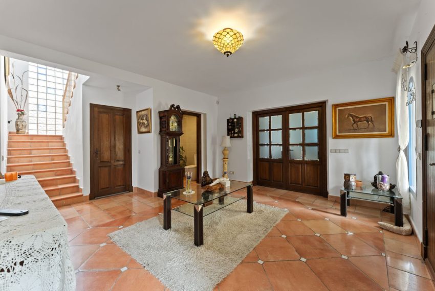 R5111377-Villa-For-Sale-Estepona-Detached-4-Beds-266-Built-18
