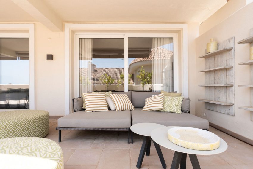 R5111887-Apartment-For-Sale-Nueva-Andalucia-Duplex-4-Beds-232-Built-10