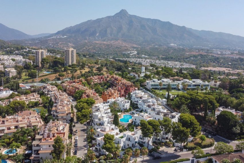 R5112367-Townhouse-For-Sale-Nueva-Andalucia-Semi-Detached-1-Beds-65-Built-1