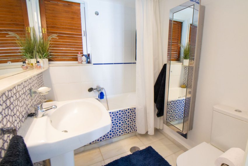 R5112367-Townhouse-For-Sale-Nueva-Andalucia-Semi-Detached-1-Beds-65-Built-16
