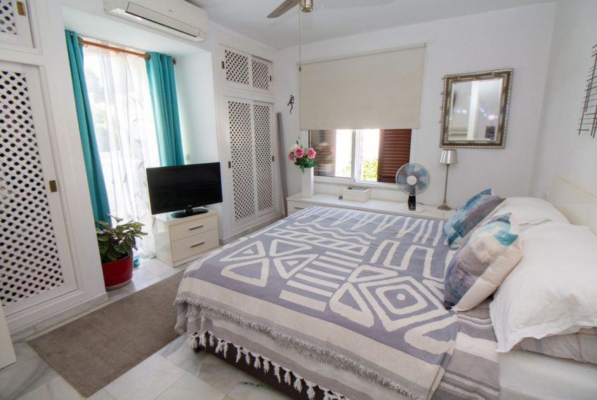 R5112367-Townhouse-For-Sale-Nueva-Andalucia-Semi-Detached-1-Beds-65-Built-3