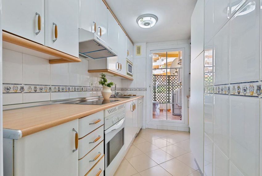 R5112667-Apartment-For-Sale-Nueva-Andalucia-Middle-Floor-2-Beds-106-Built-8