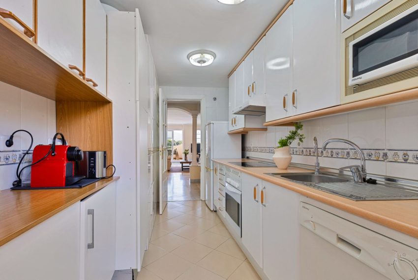 R5112667-Apartment-For-Sale-Nueva-Andalucia-Middle-Floor-2-Beds-106-Built-9