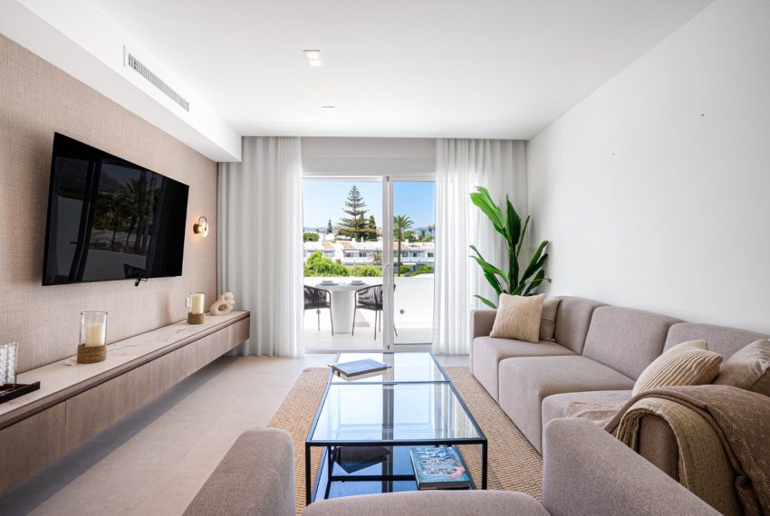 R5113885-Apartment-For-Sale-Nueva-Andalucia-Penthouse-Duplex-2-Beds-117-Built-17