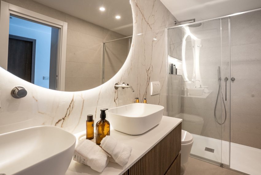 R5113885-Apartment-For-Sale-Nueva-Andalucia-Penthouse-Duplex-2-Beds-117-Built-8