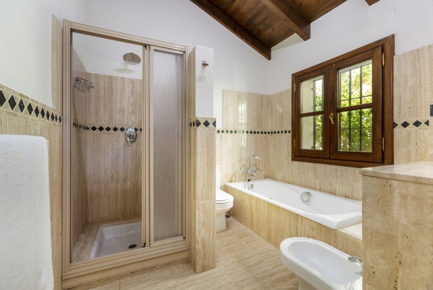 R5114272-Villa-For-Sale-Benahavis-Detached-4-Beds-478-Built-17