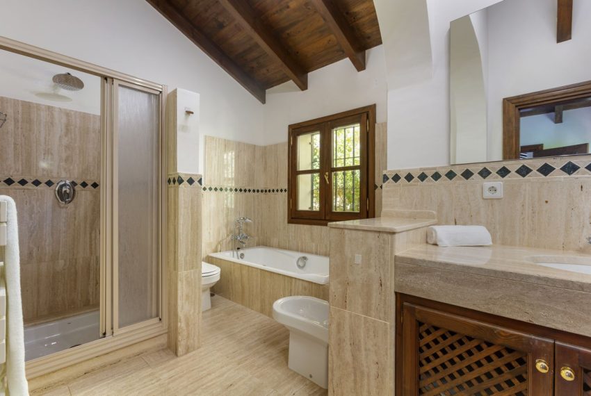 R5114272-Villa-For-Sale-Benahavis-Detached-4-Beds-478-Built-18