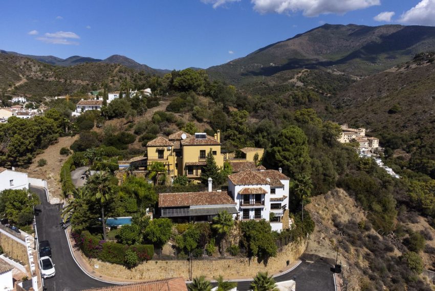 R5114272-Villa-For-Sale-Benahavis-Detached-4-Beds-478-Built-3