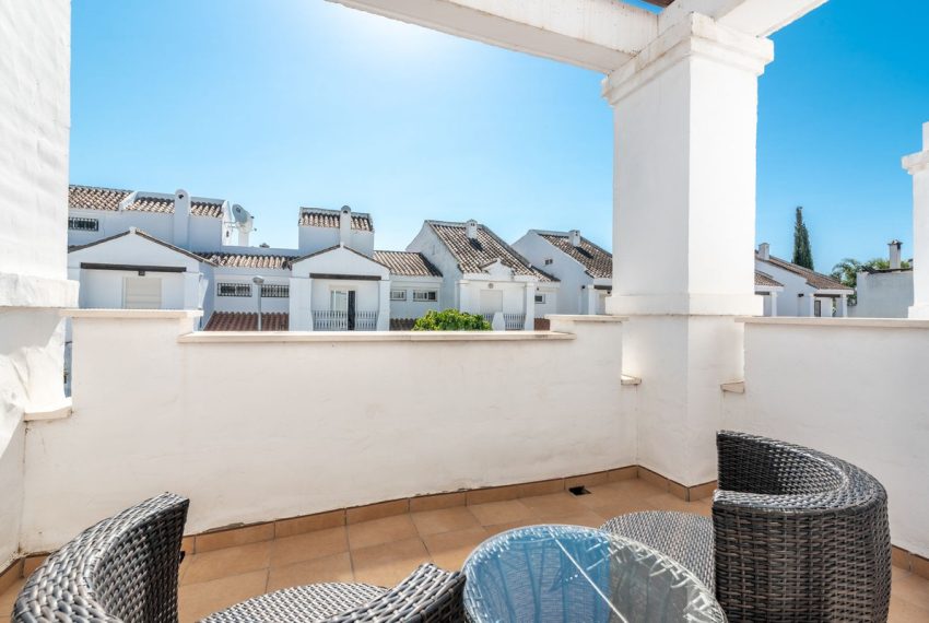 R5114449-Townhouse-For-Sale-Nueva-Andalucia-Terraced-3-Beds-138-Built-10