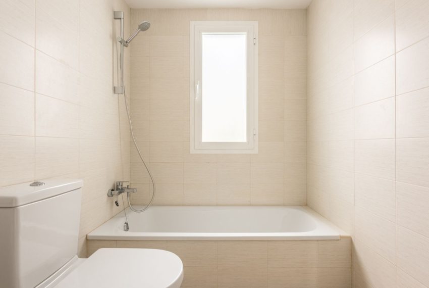 R5114449-Townhouse-For-Sale-Nueva-Andalucia-Terraced-3-Beds-138-Built-8