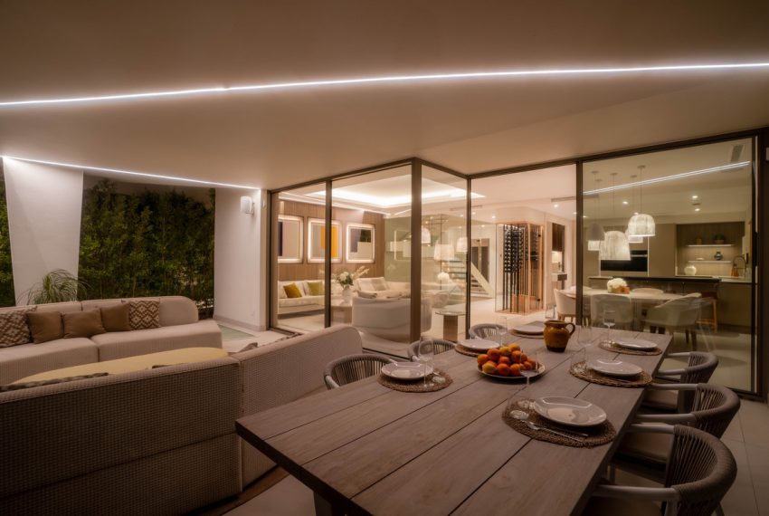 R5114824-Villa-For-Sale-Nueva-Andalucia-Detached-3-Beds-665-Built