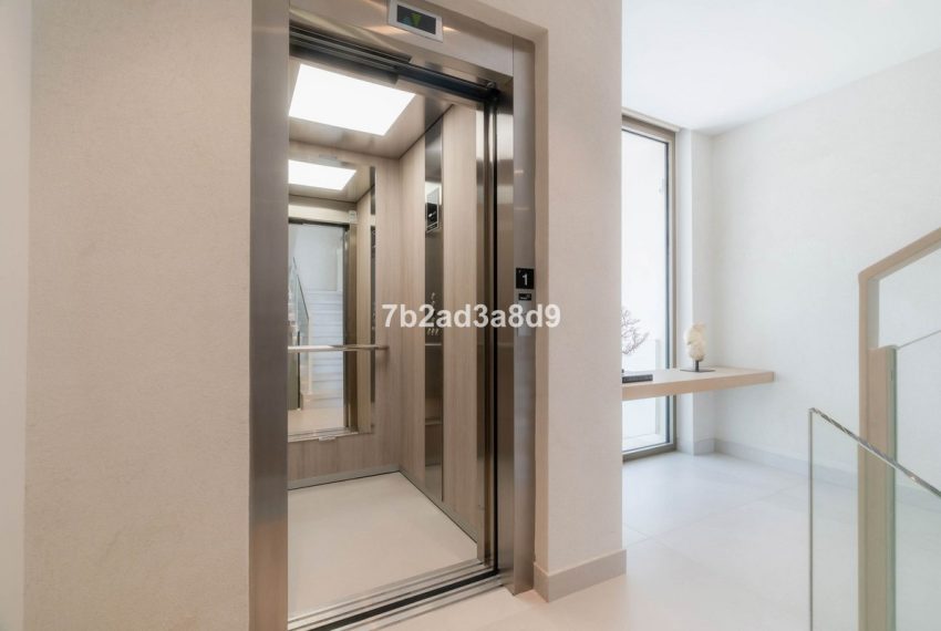 R5115577-Villa-For-Sale-Nueva-Andalucia-Detached-3-Beds-665-Built-14