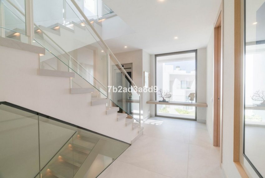 R5115577-Villa-For-Sale-Nueva-Andalucia-Detached-3-Beds-665-Built-16