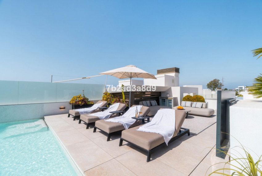 R5115577-Villa-For-Sale-Nueva-Andalucia-Detached-3-Beds-665-Built-18