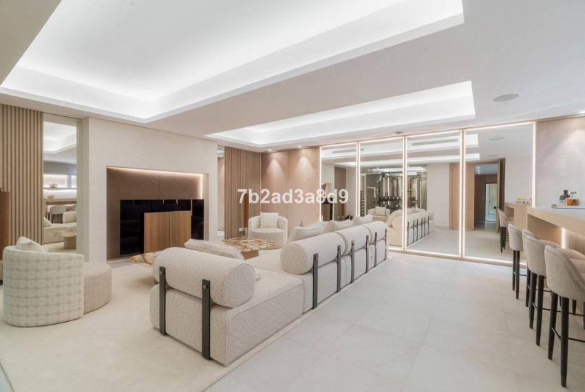 R5115577-Villa-For-Sale-Nueva-Andalucia-Detached-3-Beds-665-Built-8