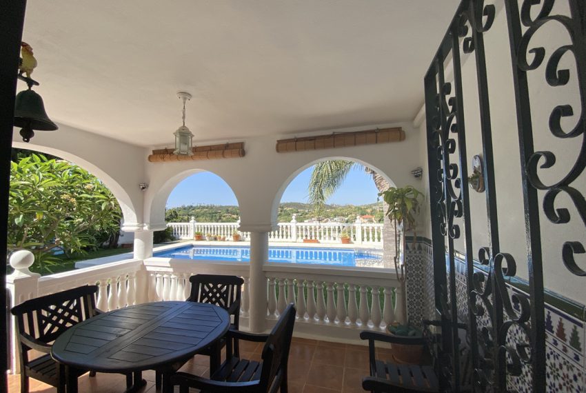 R5115616-Villa-For-Sale-Estepona-Finca-3-Beds-119-Built-4
