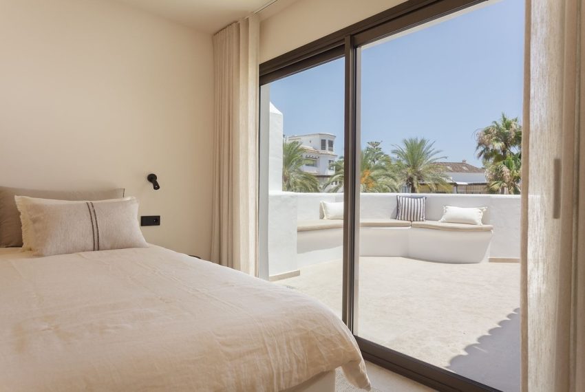 R5116210-Apartment-For-Sale-Elviria-Penthouse-4-Beds-220-Built-19