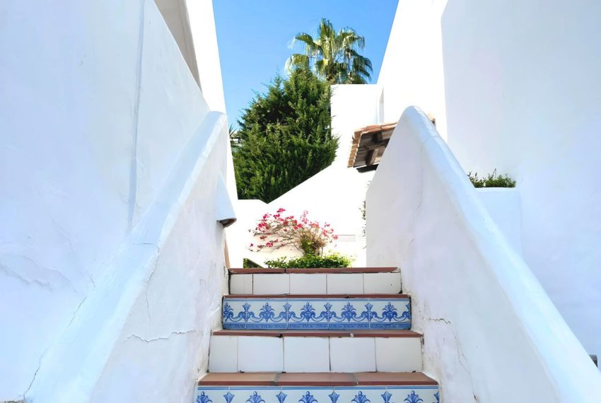 R5116498-Apartment-For-Sale-Nueva-Andalucia-Ground-Floor-3-Beds-103-Built-4