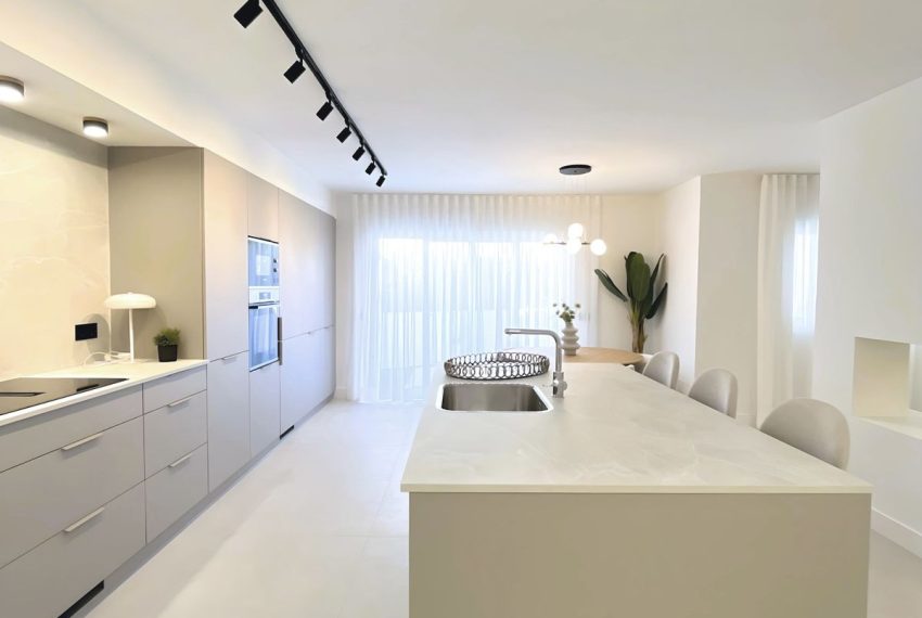 R5116498-Apartment-For-Sale-Nueva-Andalucia-Ground-Floor-3-Beds-103-Built-8