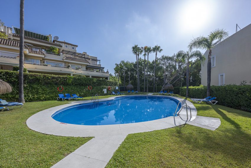 R5117206-Apartment-For-Sale-Nagueles-Penthouse-Duplex-2-Beds-127-Built-6
