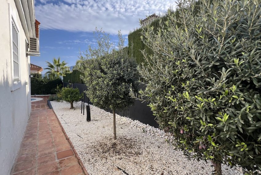 R5117812-Villa-For-Sale-Coin-Detached-3-Beds-120-Built-19
