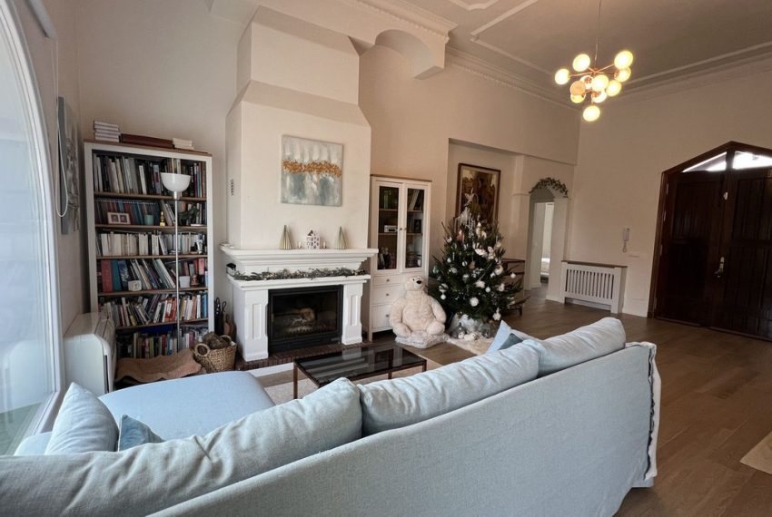 R5117812-Villa-For-Sale-Coin-Detached-3-Beds-120-Built-3