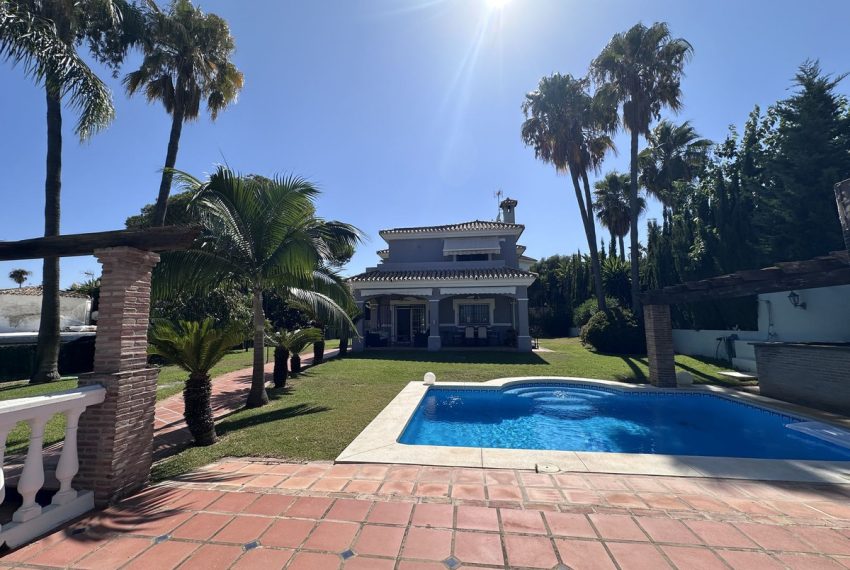 R5117947-Villa-For-Sale-Bel-Air-Detached-3-Beds-210-Built-1