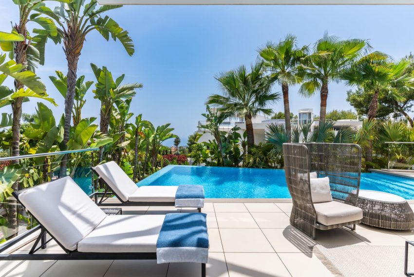 R5118889-Townhouse-For-Sale-Sierra-Blanca-Terraced-4-Beds-500-Built-1