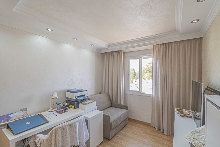 R5119162-Apartment-For-Sale-Diana-Park-Penthouse-2-Beds-86-Built-7