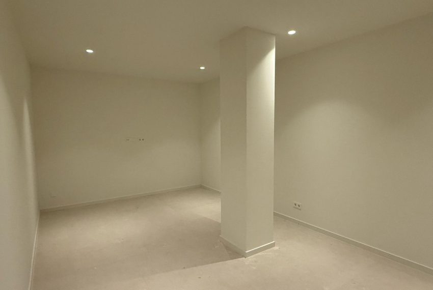 R5119645-Villa-For-Sale-Marbella-Detached-6-Beds-601-Built-8