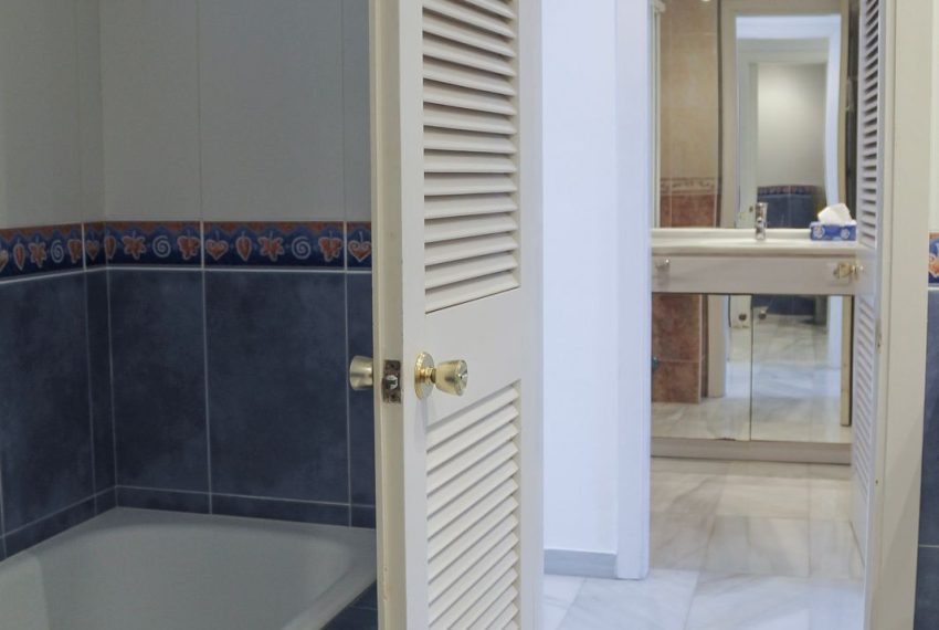 R5119768-Apartment-For-Sale-Puerto-Banus-Penthouse-Duplex-3-Beds-180-Built-12