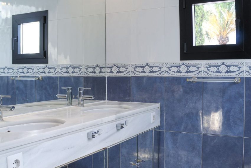 R5119768-Apartment-For-Sale-Puerto-Banus-Penthouse-Duplex-3-Beds-180-Built-19