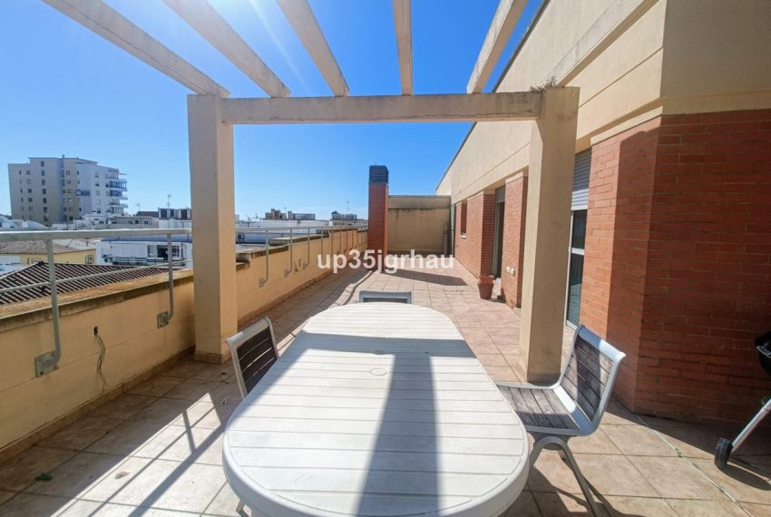 R5119945-Apartment-For-Sale-Estepona-Penthouse-2-Beds-95-Built-1