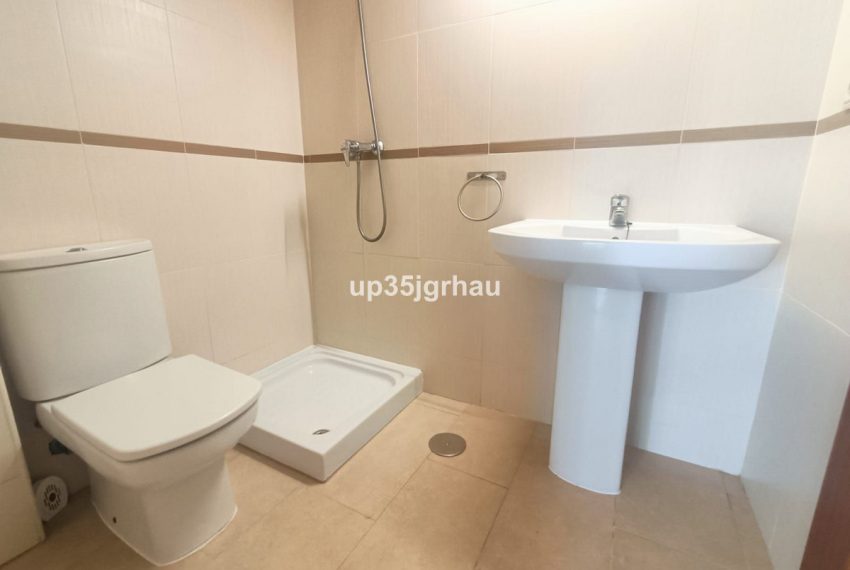 R5119945-Apartment-For-Sale-Estepona-Penthouse-2-Beds-95-Built-10